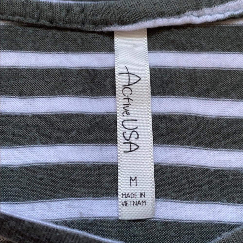 Shirt - Picture 3 of 3